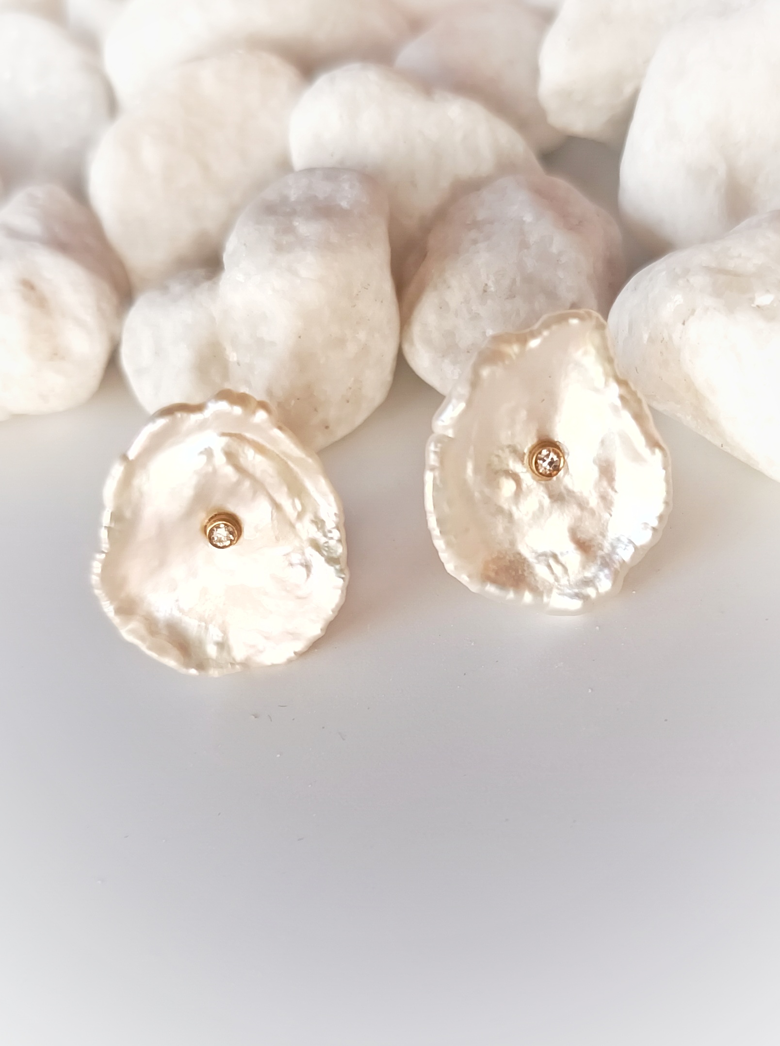 Pendientes Perla flat con brillante Oro