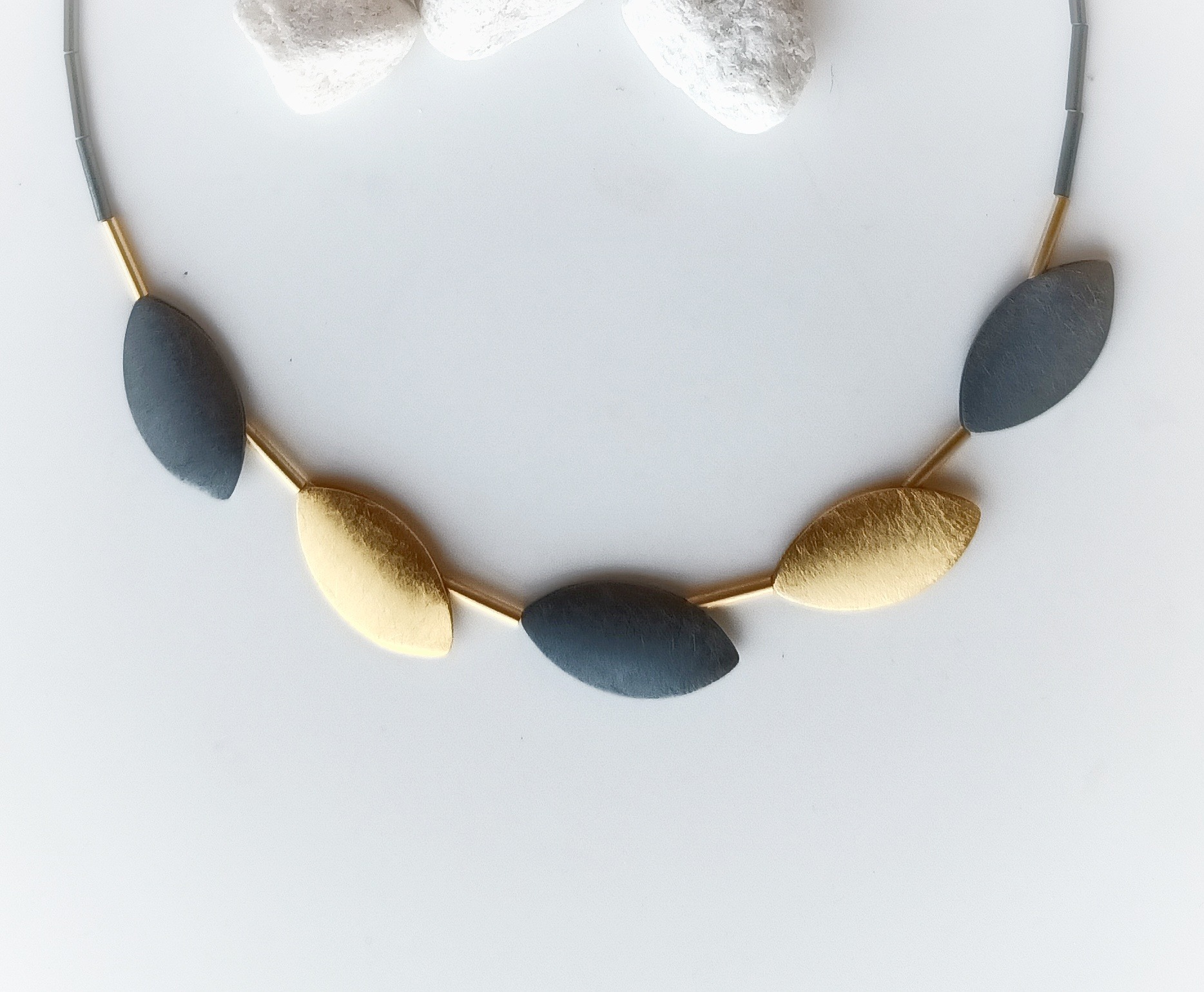 Collar Zaremski  4233 Golden-Black - Imagen 3