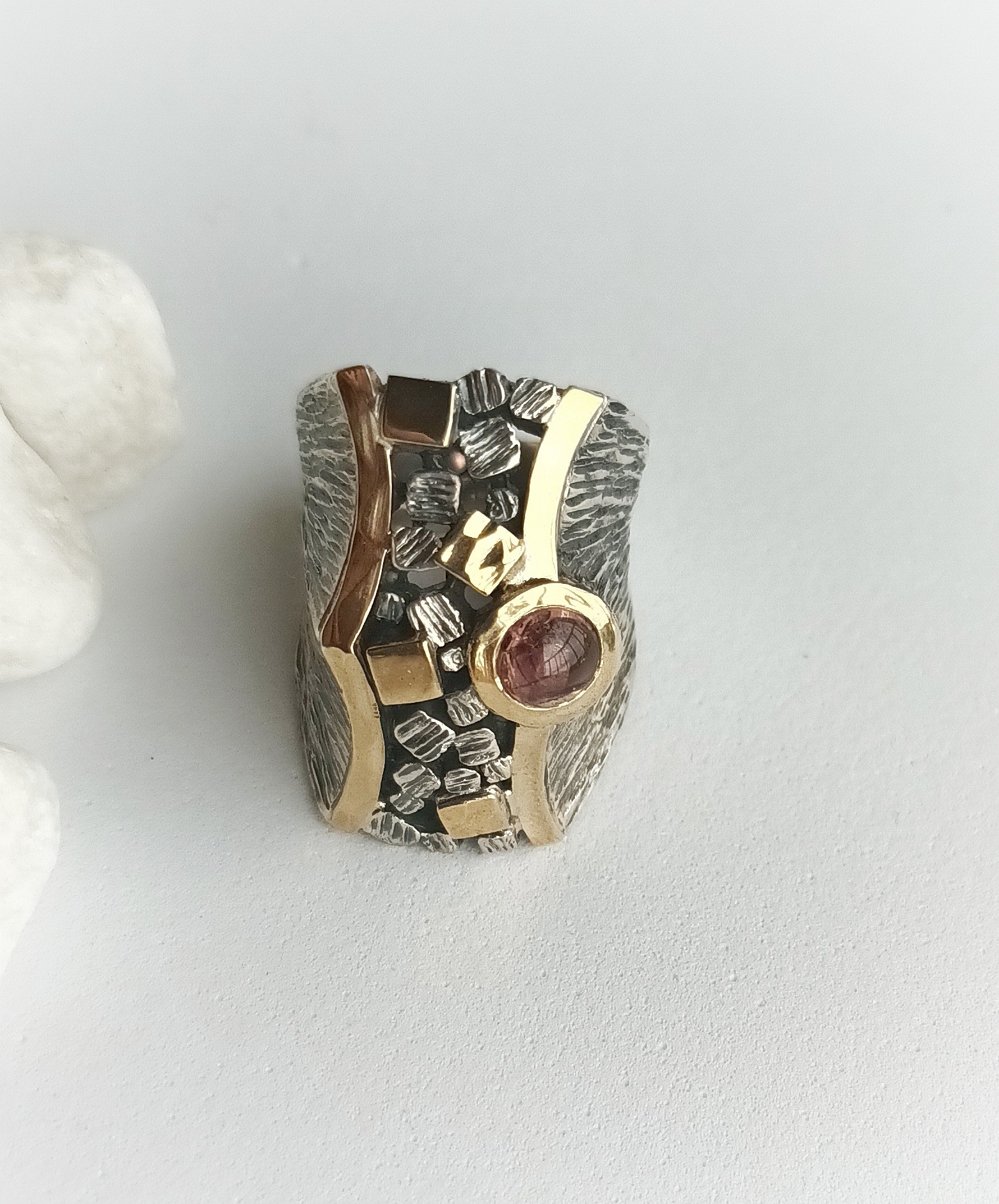 Anillo Styliano Turmalina Rosa