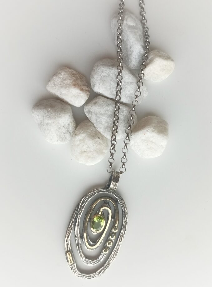 Collar Styliano 4325 Peridoto
