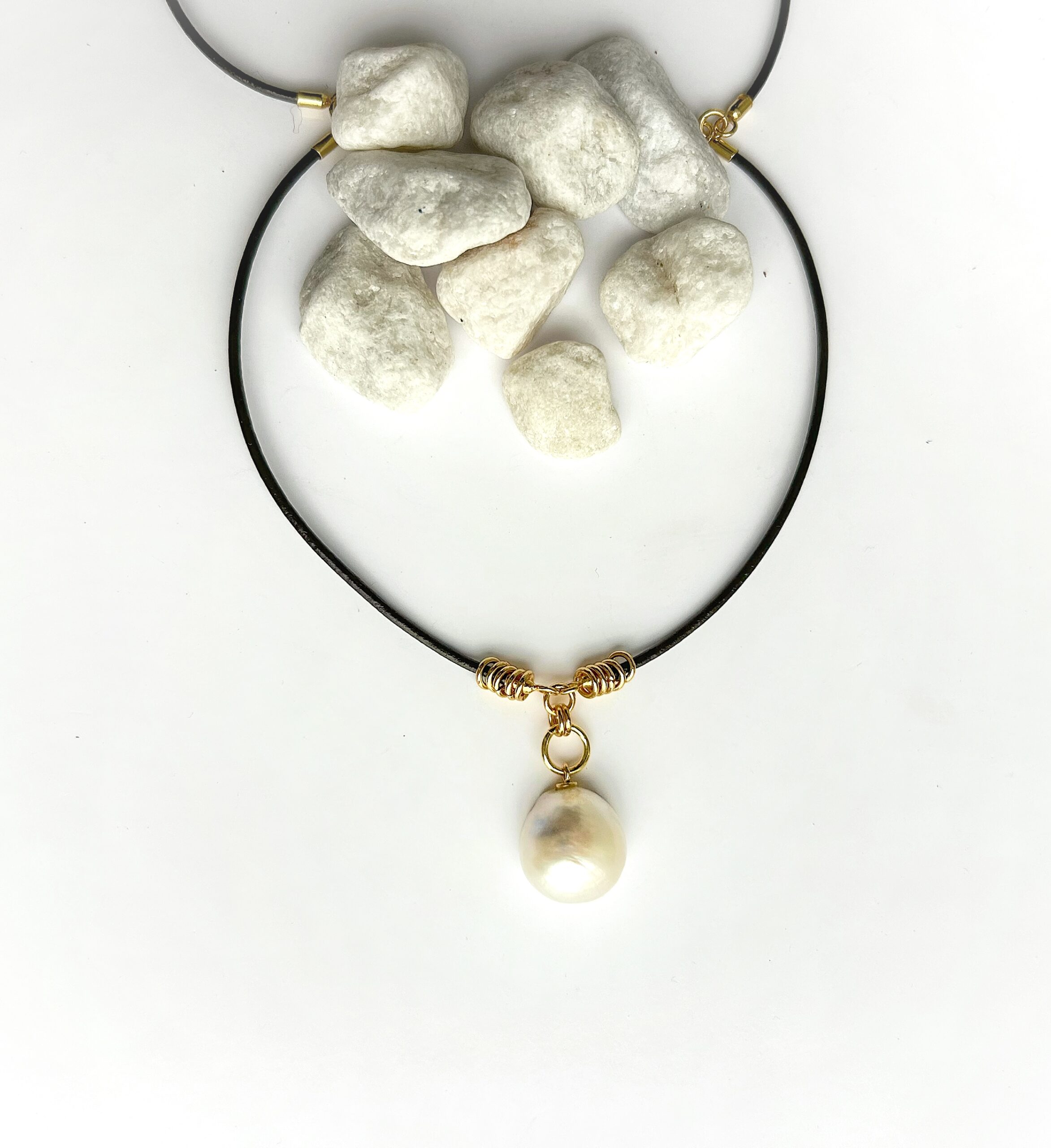 Collar cuero perla 4577 Golden